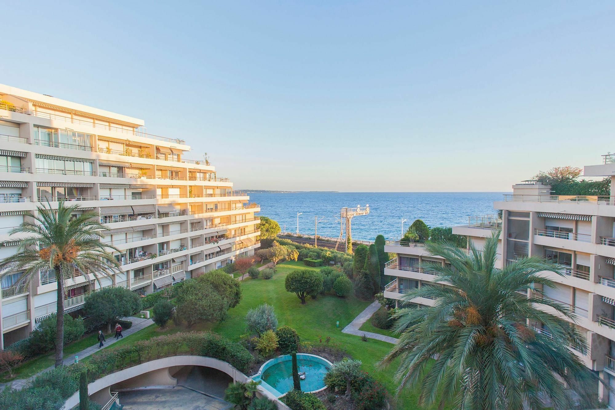 La Licorne Apartment 2 Cannes Exterior photo